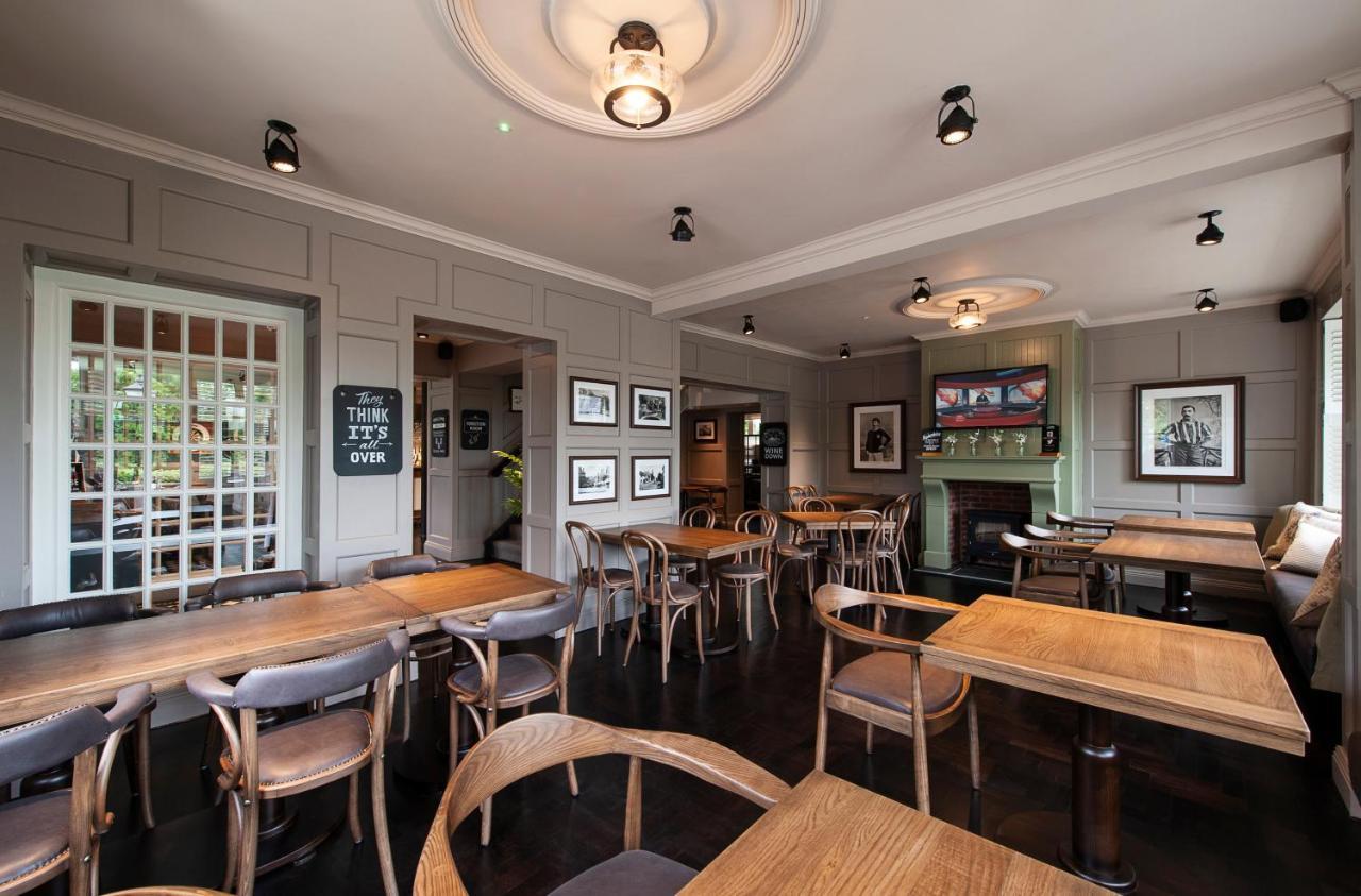 The Bulls Head Hotel Hale  Eksteriør bilde